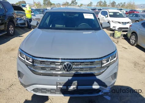 2022 Volkswagen Atlas Cross Sport 3.6L V6 Se W/Technology z USA, uszkodzony, nr VIN 1V2HE2CA1NC200815